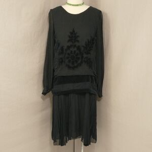 Antique Dress Vintage 20s Silk Lined Low Waist Pleated Skirt Velvet Trim DarkBlu